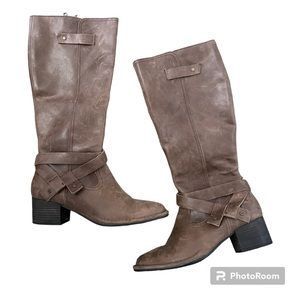 UGG Brown Bandara Leather Tall Boot 9.5